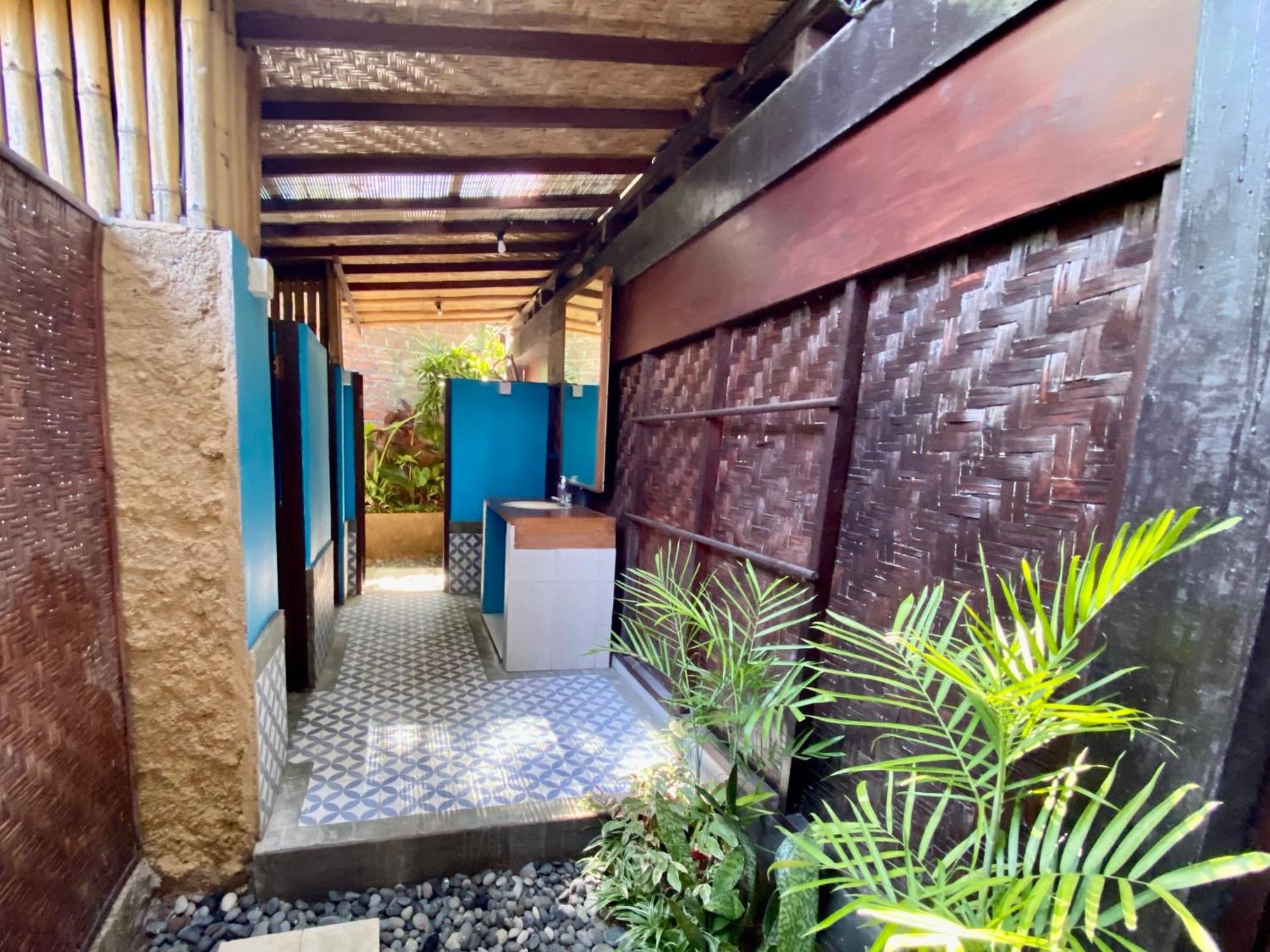 Blind Dog Inn Sanur  Room photo