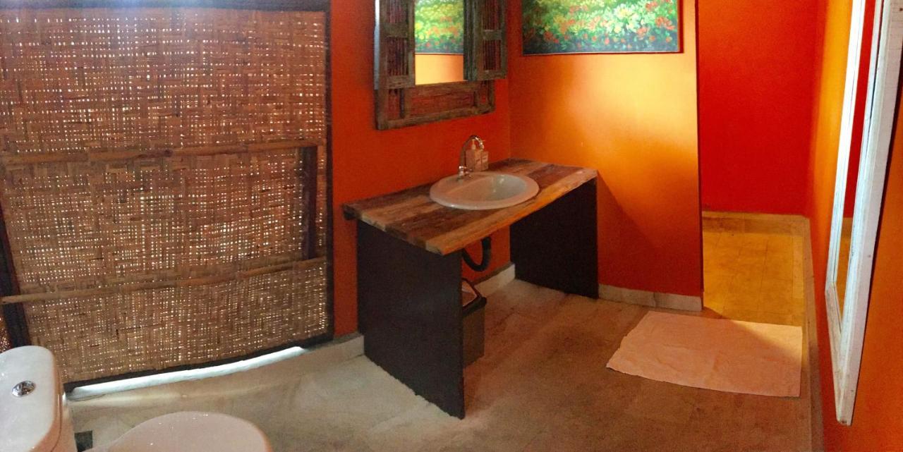 Blind Dog Inn Sanur  Exterior photo